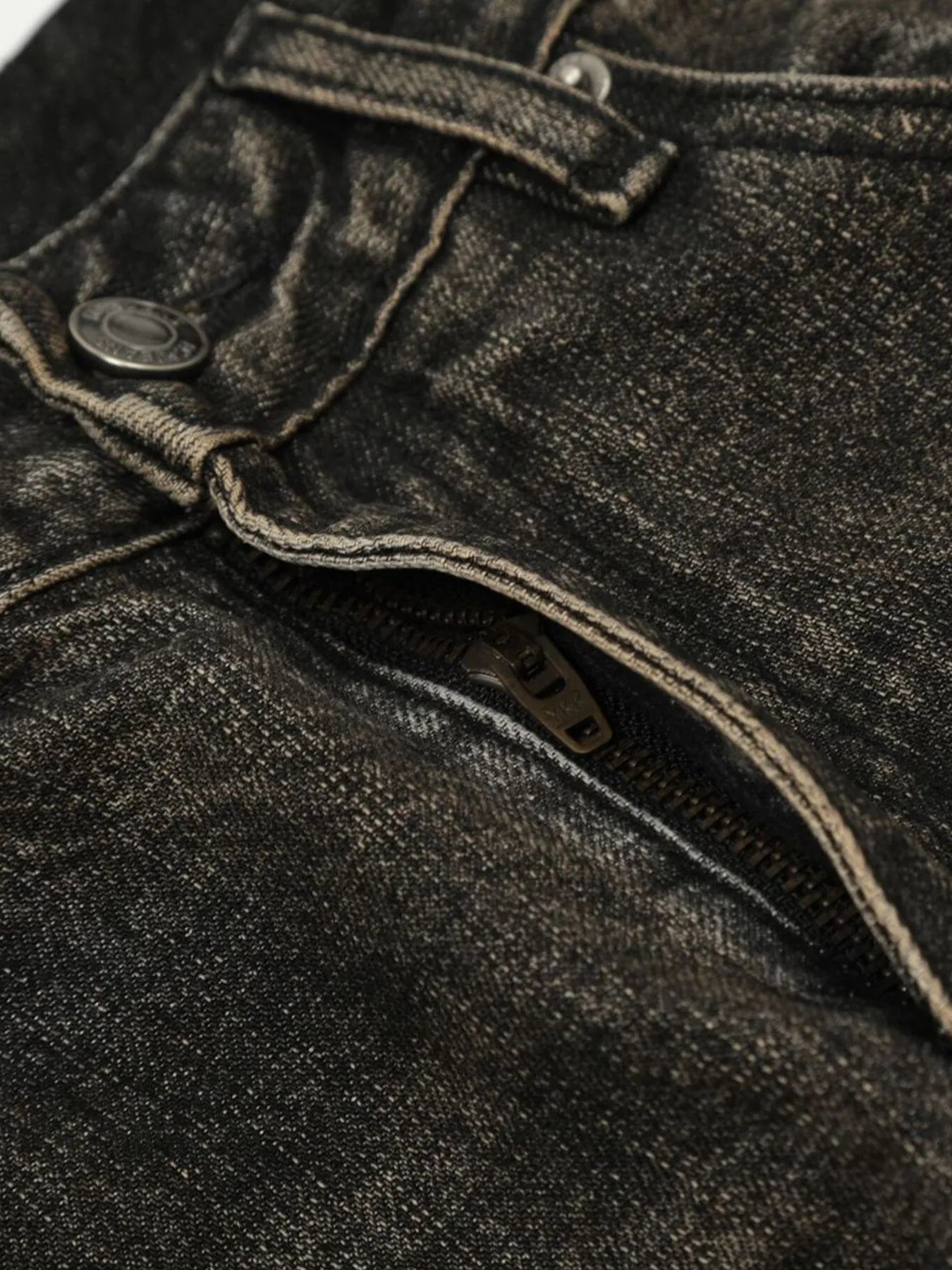 Men's Distressed Straight Leg Jeans
